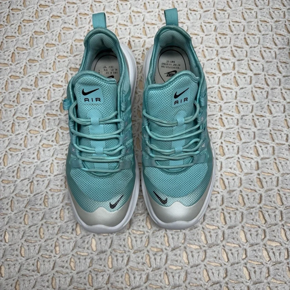 Nike Air Max Axis Running Shoes women Size 7.5 Light Aqua/black Sneaker